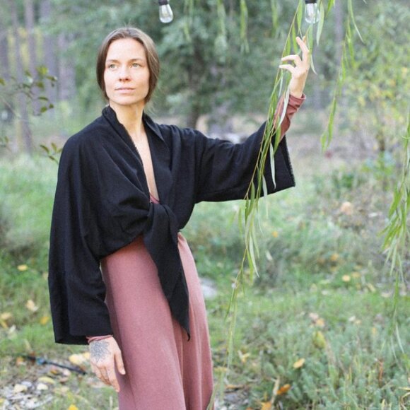 Sparrow Co Spirit Wrap Raw Silk Terracotta One Size - Picture 2 of 5